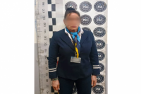 Una azafata de Aerolíneas Argentinas fue detenida por contrabandear relojes, celulares y joyas