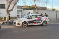 Colisión entre patrullero y dos motos con un bebé a bordo