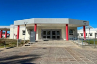 Accidente laboral en Huaco: un empleado municipal cayó desde una gran altura y fue hospitalizado