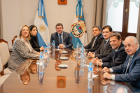 El gobernador Orrego recibió a la jueza argentina de la Corte Interamericana de Derechos Humanos