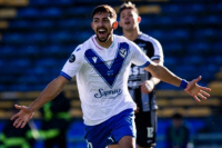 Vélez festejó en la Supercopa: 2-0 a Central Córdoba con doblete de Gordon