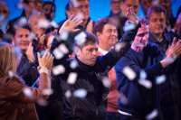 Luego de la victoria, Kicillof instó a Milei a cambiar el rumbo y solicitó un encuentro