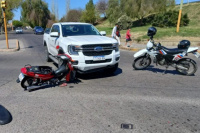 Grave accidente por no respetar el pare: una mujer terminó con severas lesiones