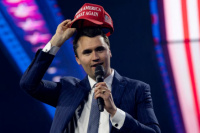 Charlie Kirk, activista conservador y aliado de Trump, murió tras un tiroteo en una universidad de Utah