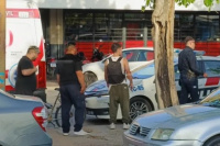 Automovilista agredió a un ciclista tras una discusión de tránsito en Capital